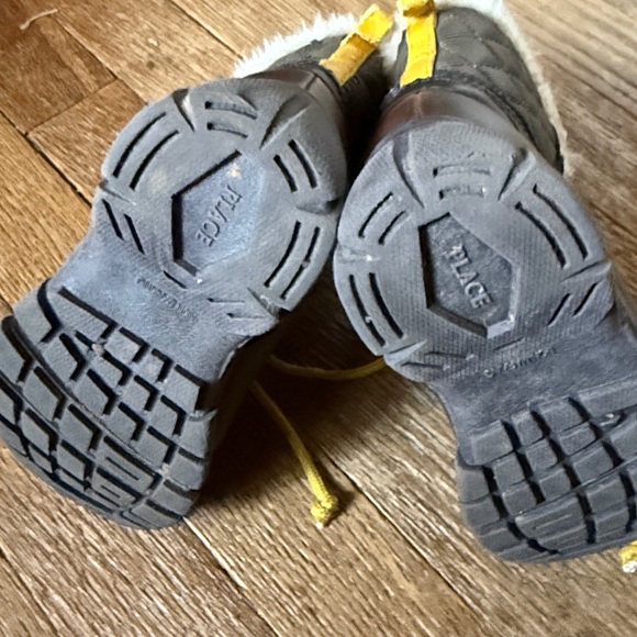 Winter boots - toddler size 8 - $13 - Picture 7 of 7